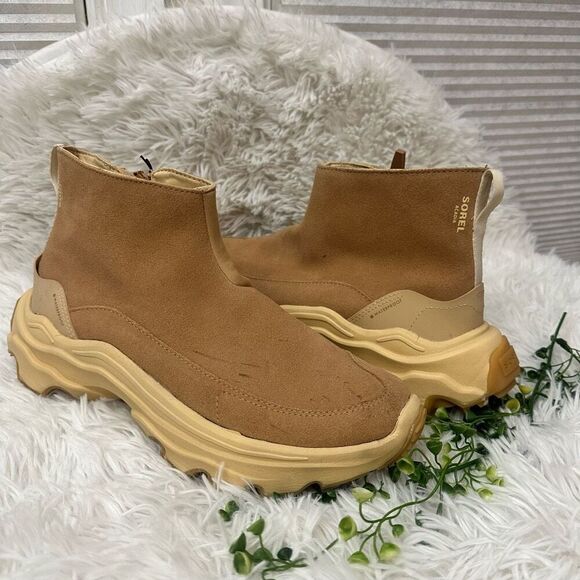 SOREL Kinetic Breakthrough Chunky Platform Boots Side Zip Tan Suede sz 10 womens - Picture 1 of 9